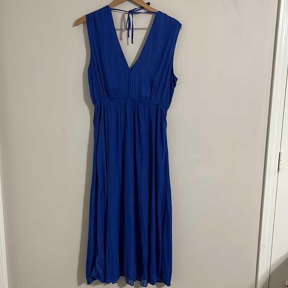 monoprix women’s flowy deep v-neck  sleeveless blue midi dress medium - Picture 8 of 9